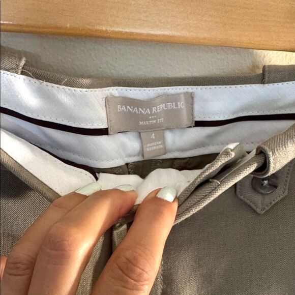 Banana Republic Women’s Martin fit Pants Khaki Tan size 4 Cotton Stretch - Picture 2 of 6